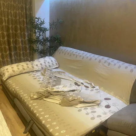Elegance Mamaia