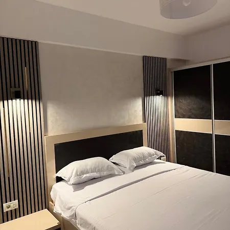 Elegance Mamaia